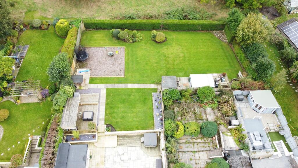 ELEVATED SHOT