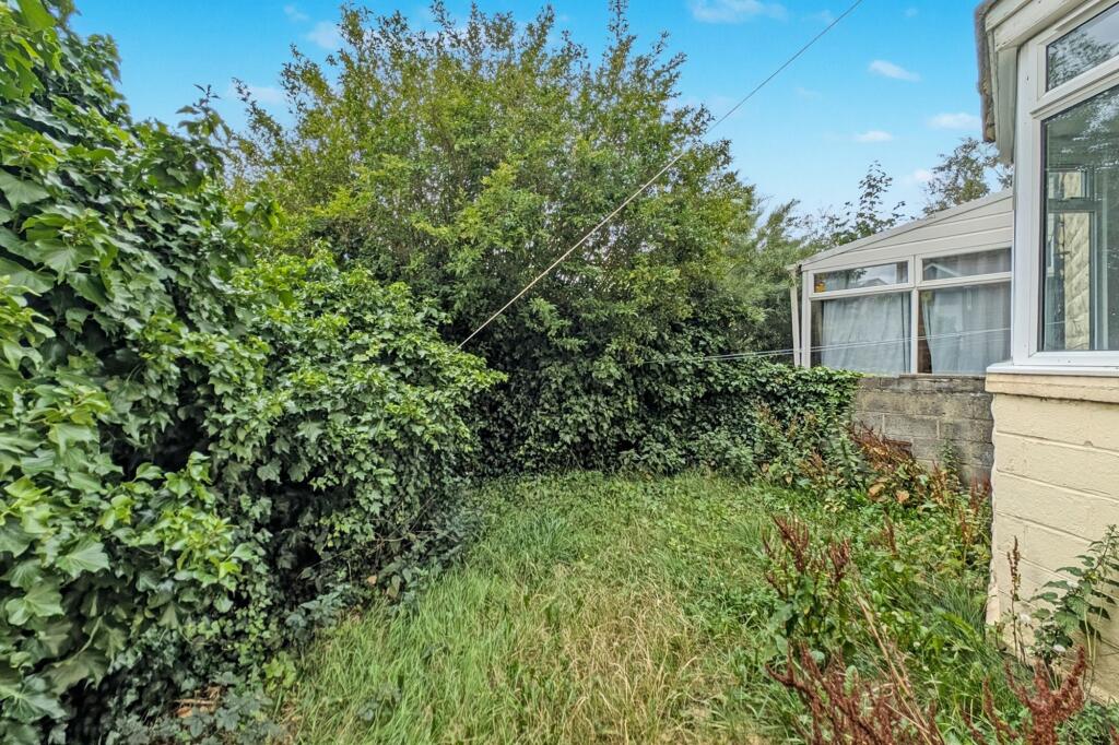 17 The Oval, Newcastle Upon Tyne, NE6 3LH