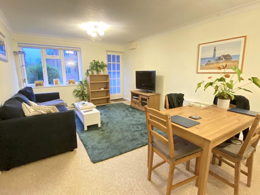 Sitting Dining Ro...