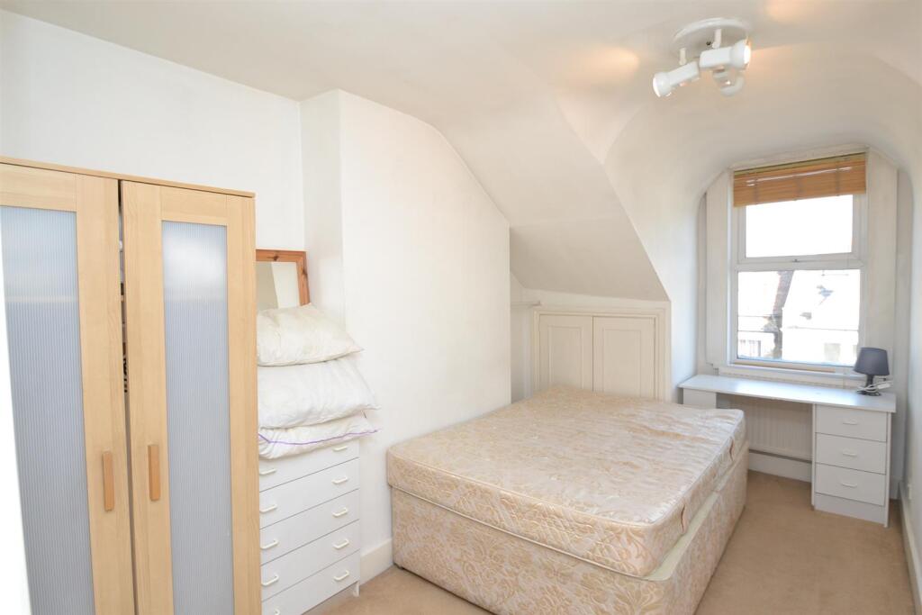 113 lower richmond road 001