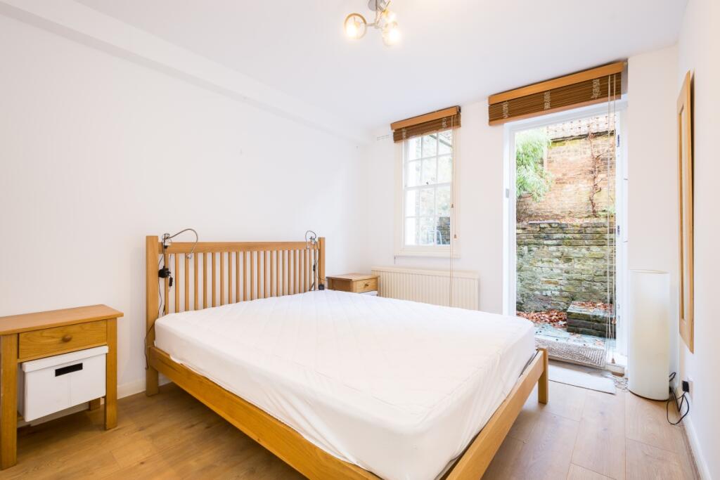 Barnsbury Road