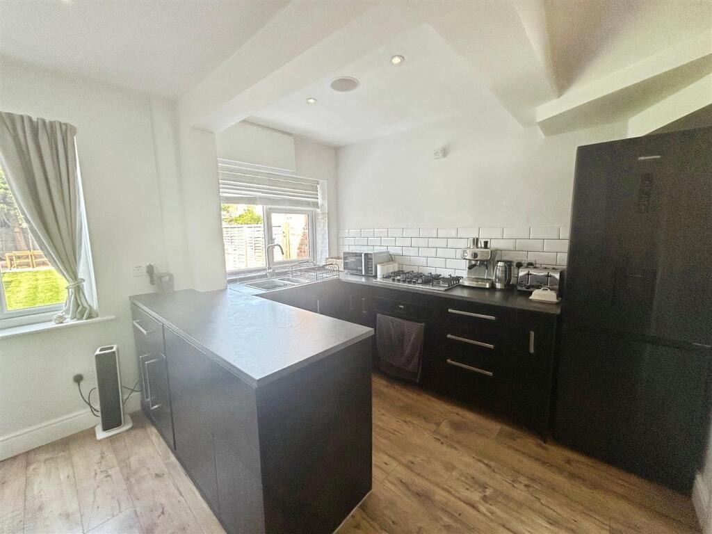 abfc2c65--4490-8C19-07A32F9199EA-26444-0000172617F