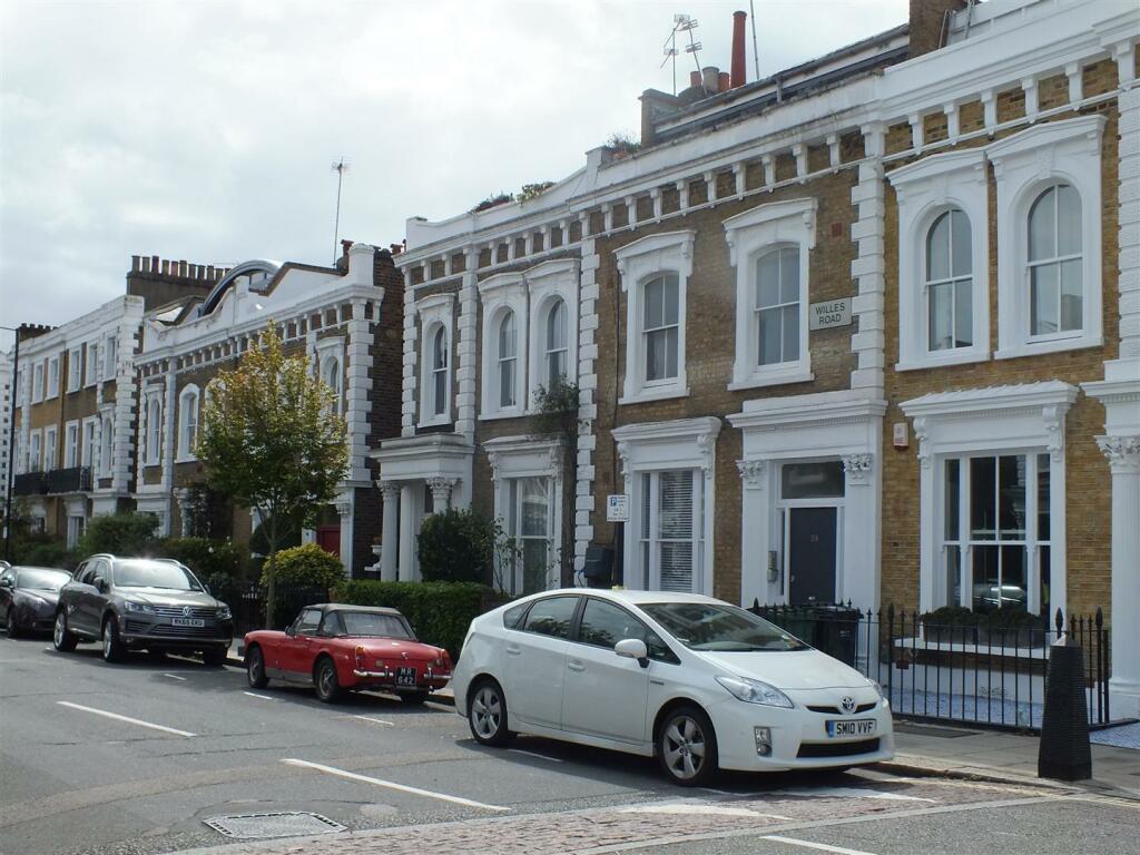 exterior.jpg