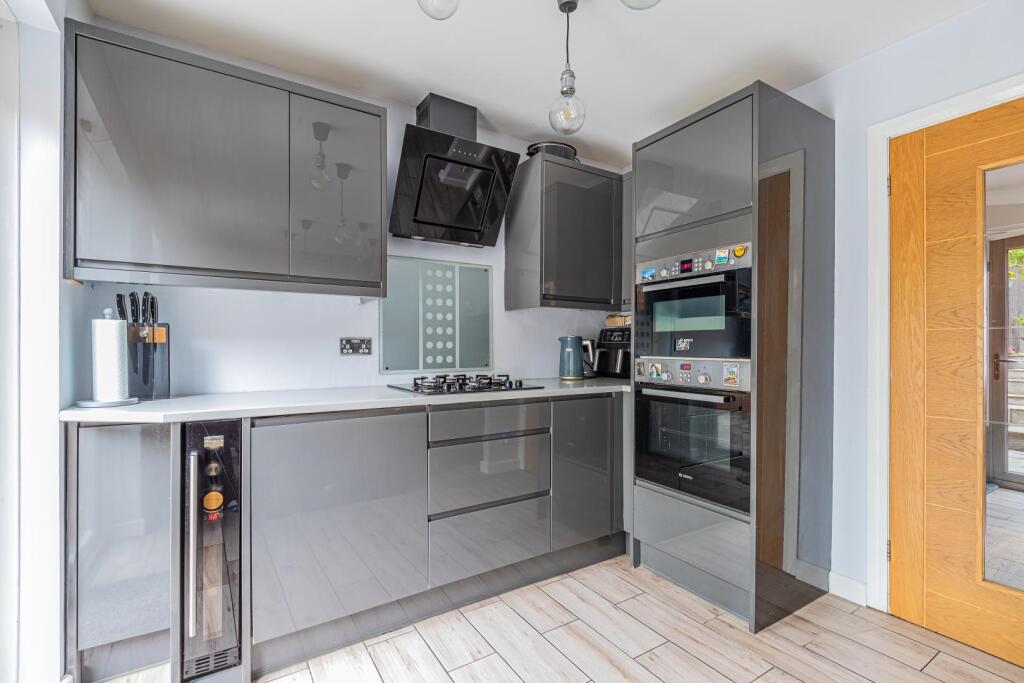 Clos Y Gwalch 7-19.jpg