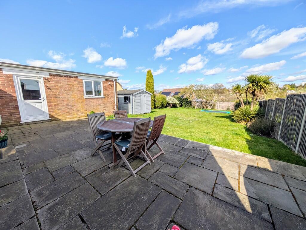 PXL_20250416_0925...