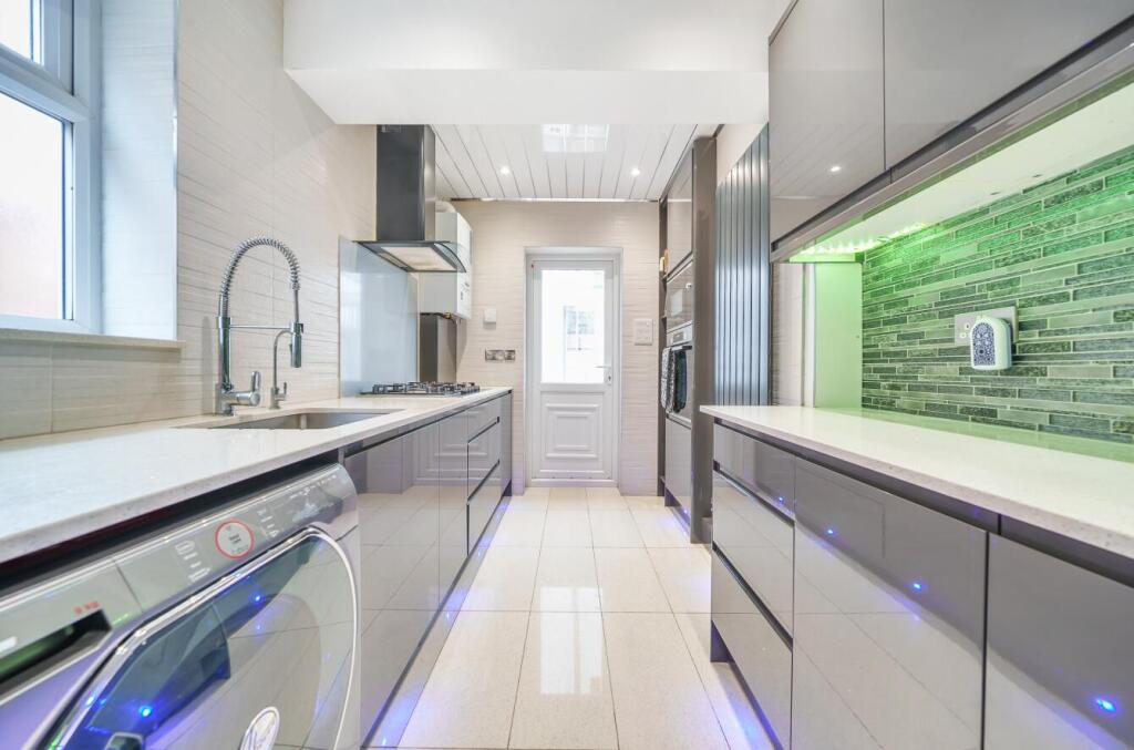 Davidson Frost-Wellings, DFW, Culver Grove, Stanmo