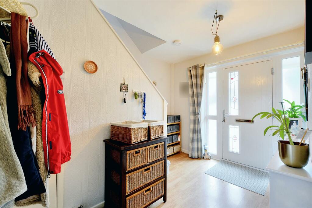 Entrance Hall_1.jpeg