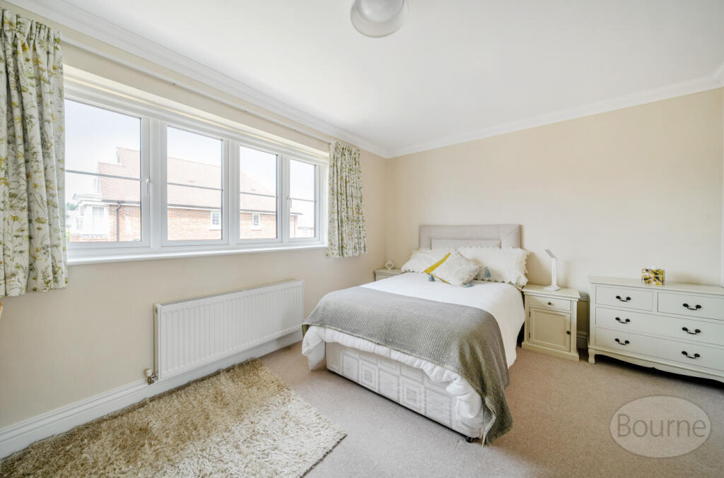 4dfed201-ce82-43f...