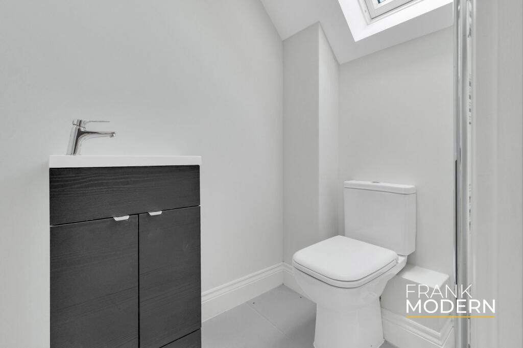 Bedroom One En-Suite
