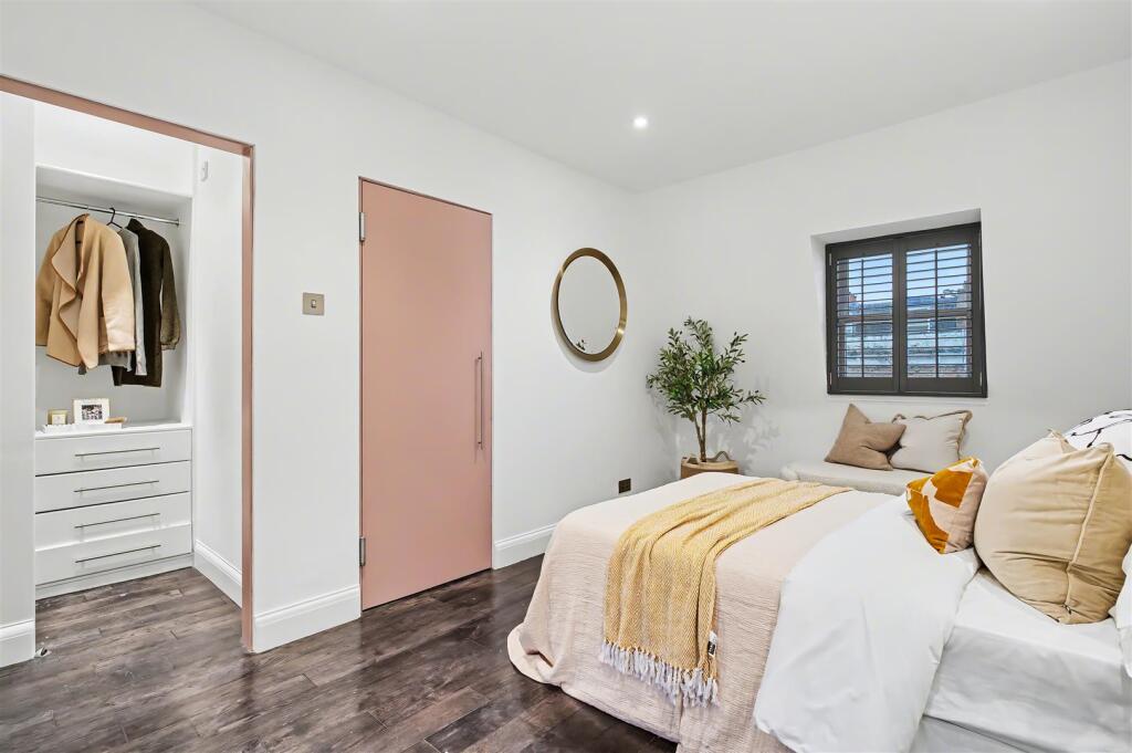 15 Gayton Road NW3 1TX-2.jpg