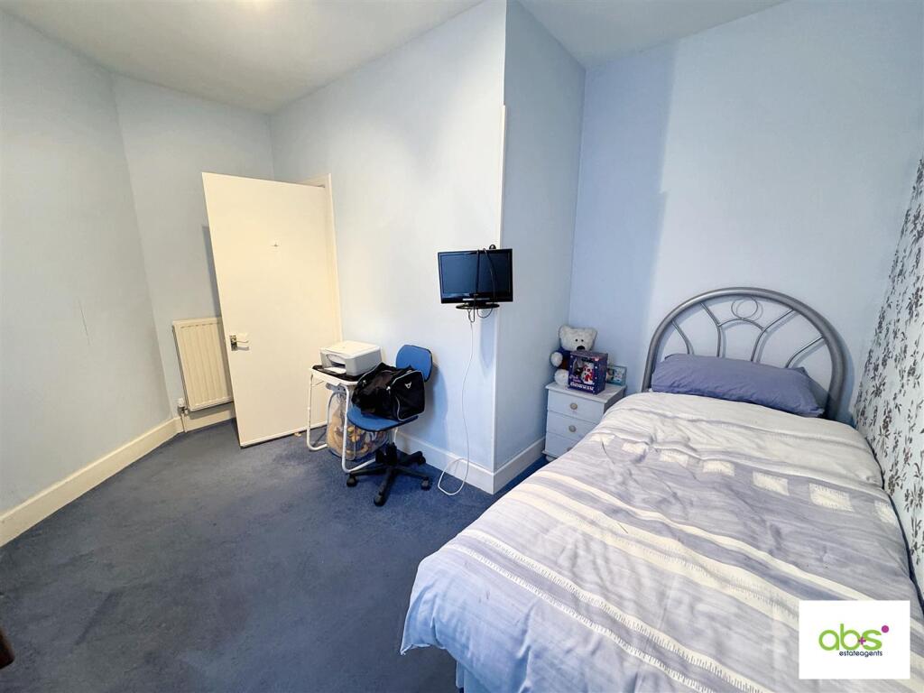Single Bedroom
