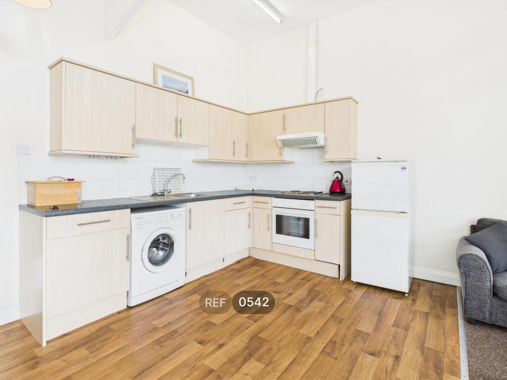 Kitchen/Living area