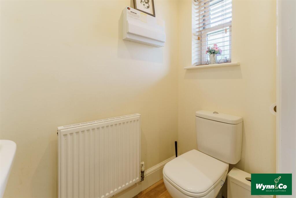 2 Wheatsheaf Court-1038L.jpg