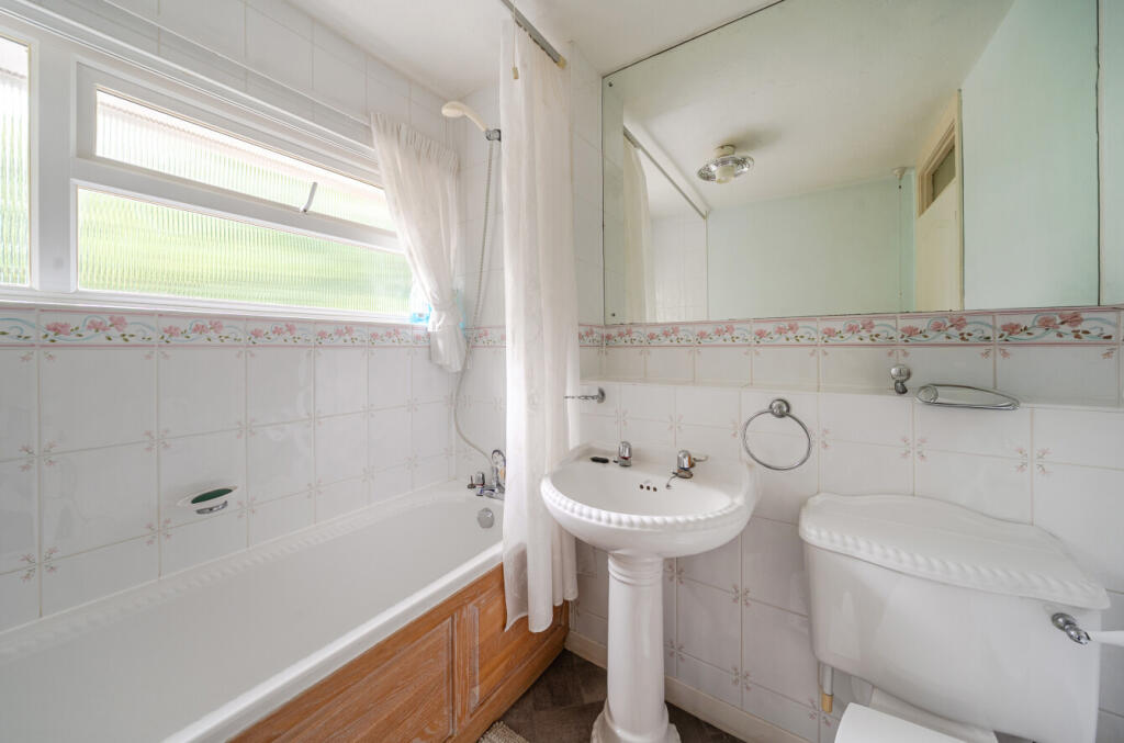 1329054-11-6880c0...