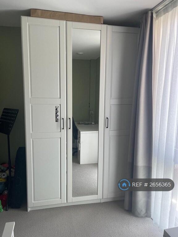 Second Bedroom-4