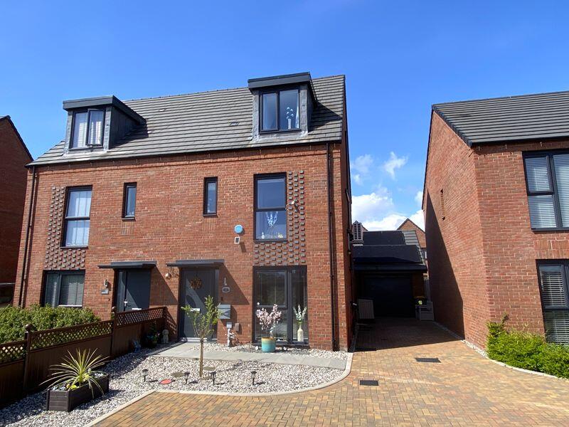 Stunning, High Specification, Modern Home. Dolomite Close, Newport