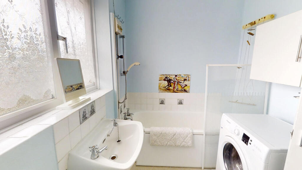 Croft-Road-Portland-Dorset-UK-06032025_143135