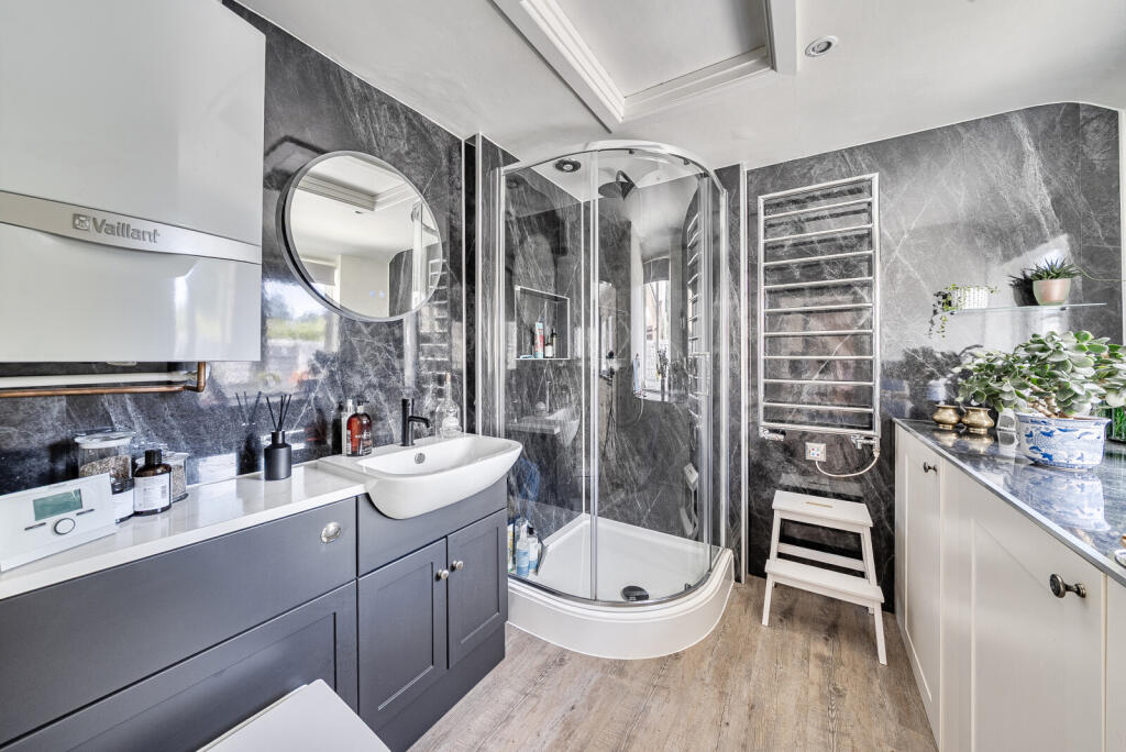 1348399-20-68bef7...