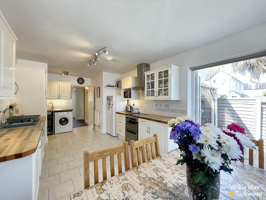 Kitchen diner