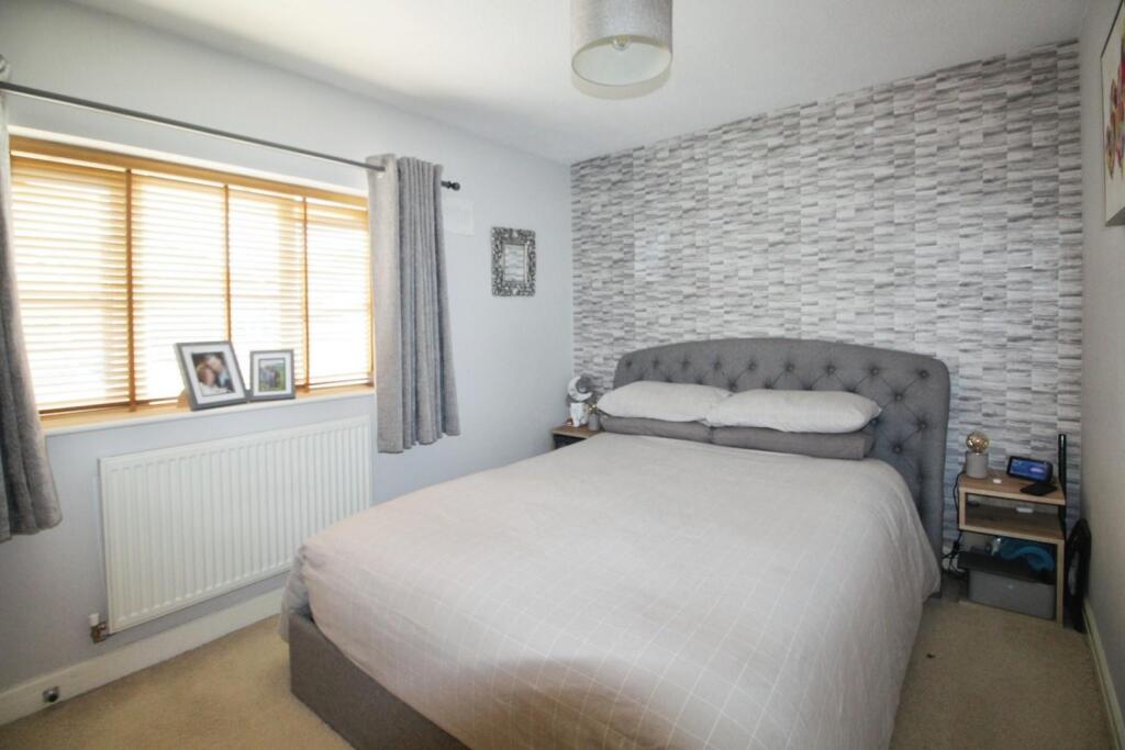 Master Bedroom 1.JPG