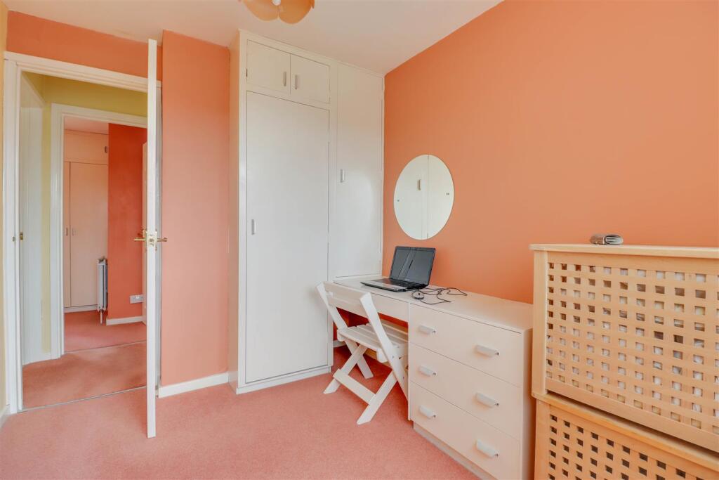 19 REEDS WAY INSIDE-3.jpg