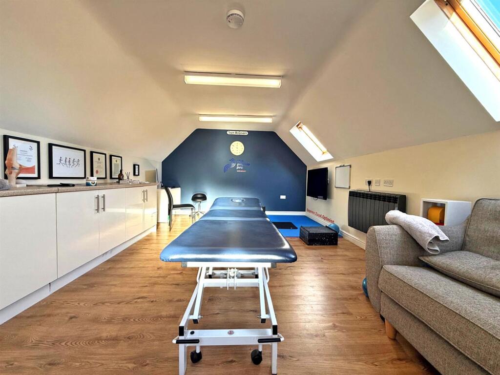 thumbnail_image3 (4).jpg