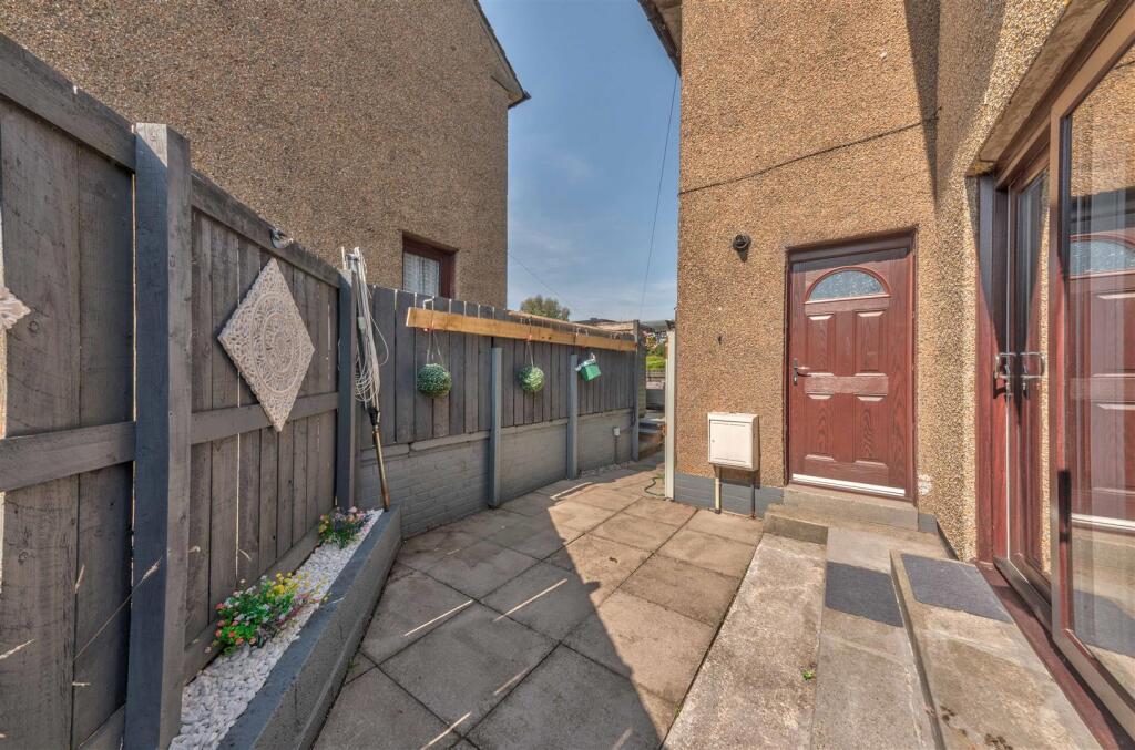 36 Mclean Street Dundee (14).JPG