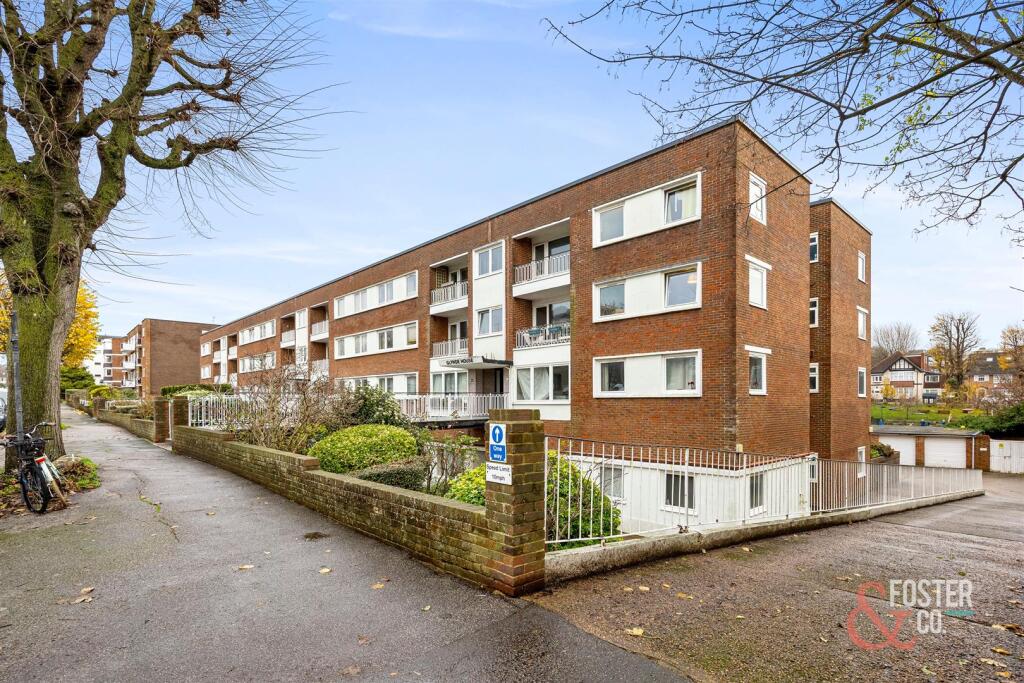 Palmeira Avenue, Glynde House, Flat 4-016.JPG