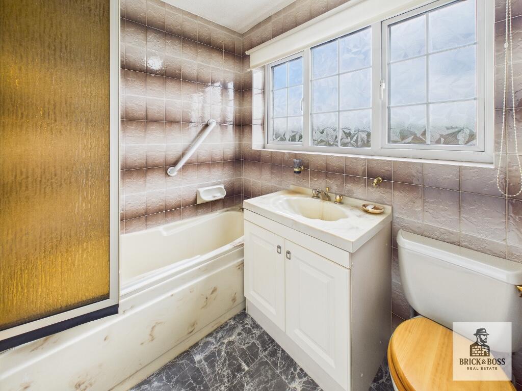 Upstairs Bathroom
