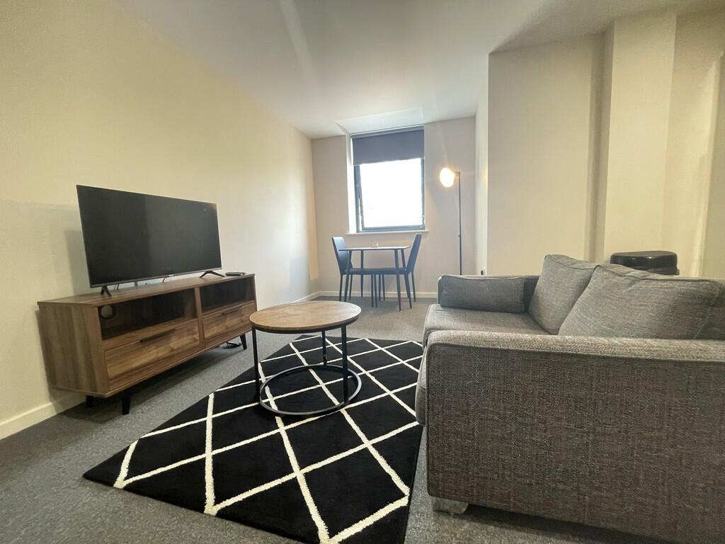 19 Sandringham Ho...