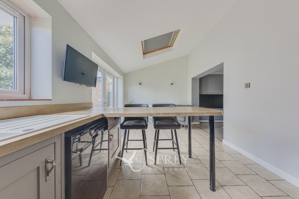 Kitchen/Dining Ro...