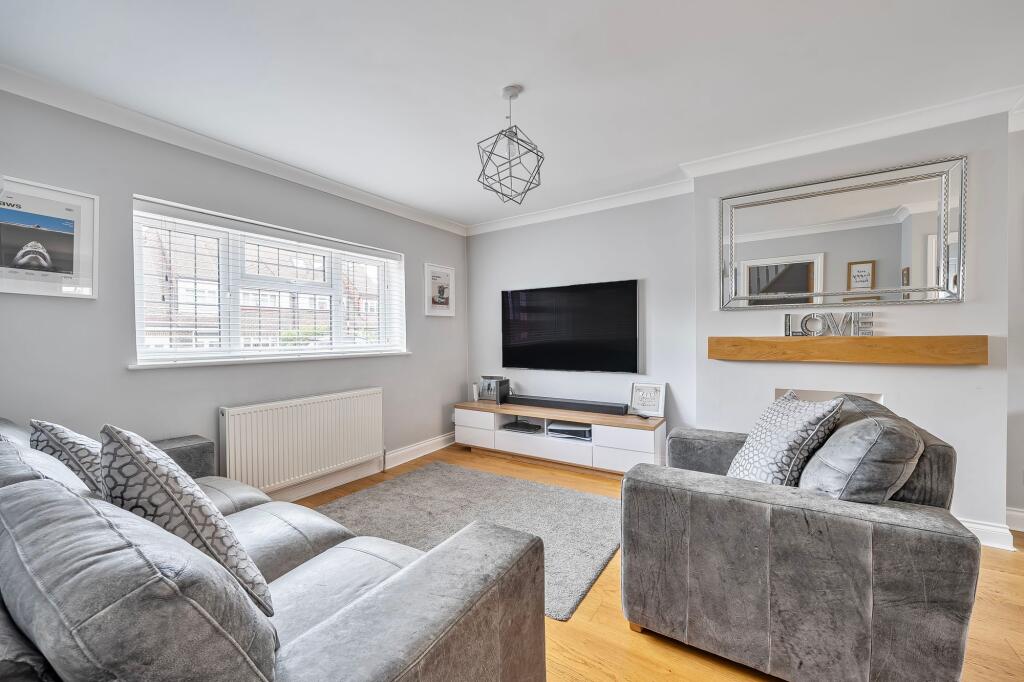 lounge / Dining Room