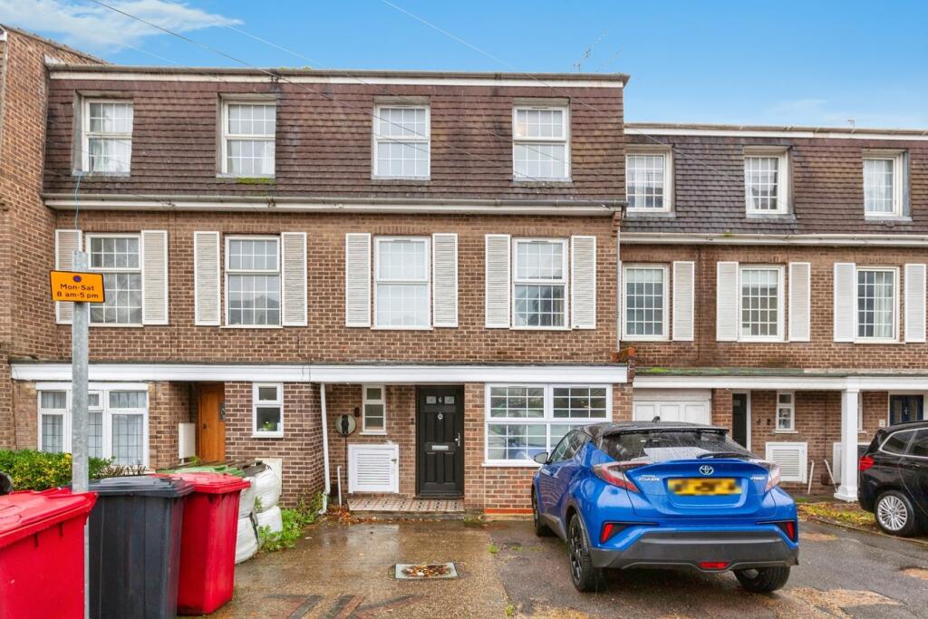 Arborfield Close, Slough, SL1