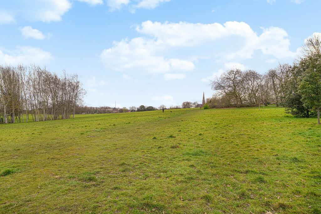 Brockwell Park (2).jpg