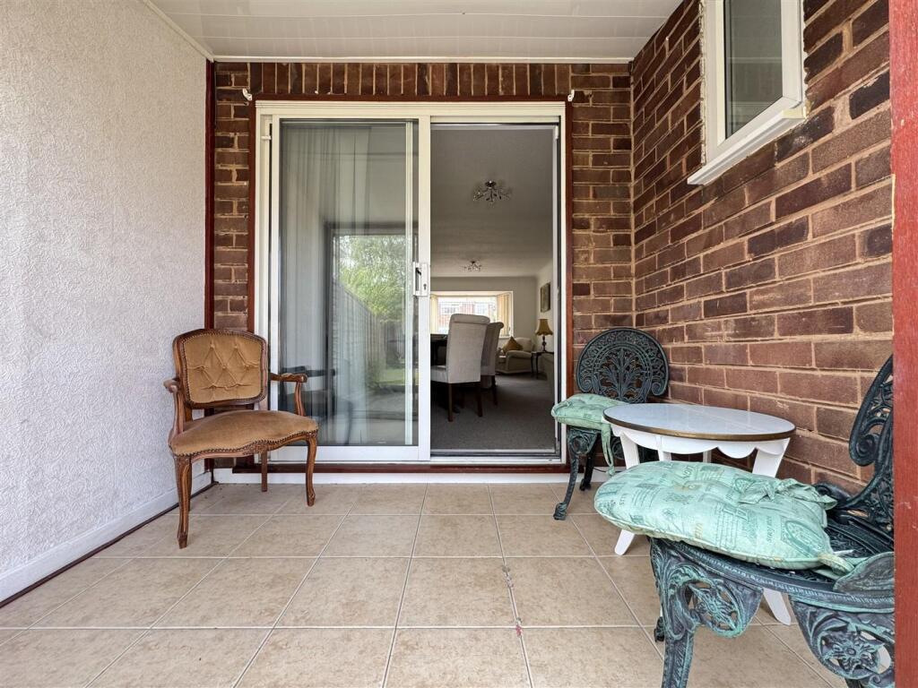 IMG_4137 (Large).JPG