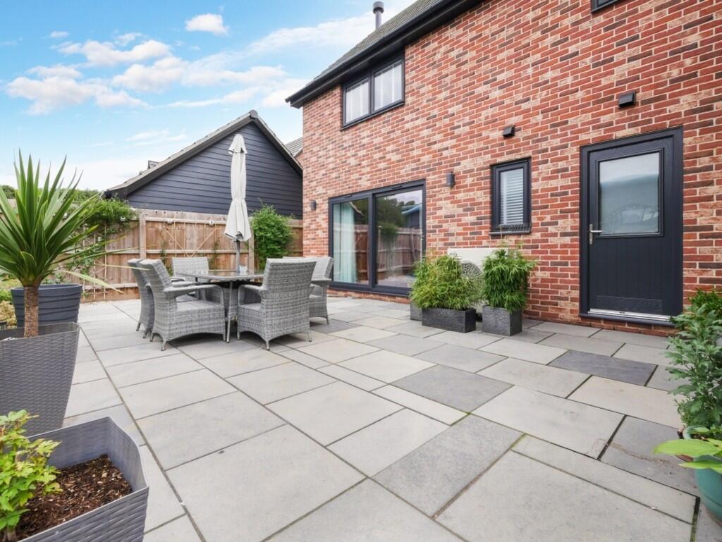 PATIO3