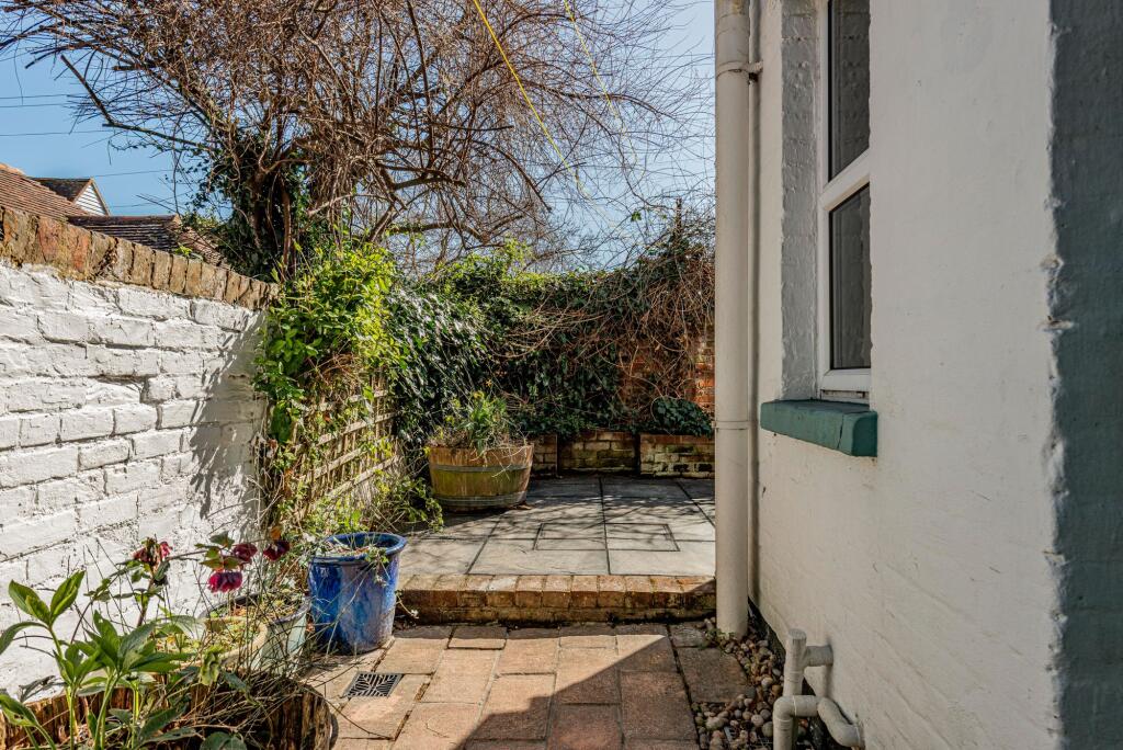 Courtyard Garden (1)