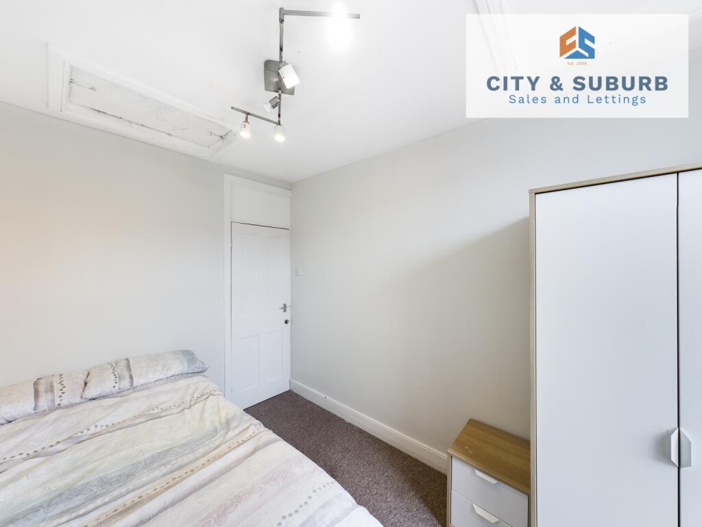 CAM00683P1-PR0106-STILL03