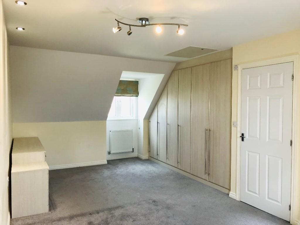 Master Bedroom 4