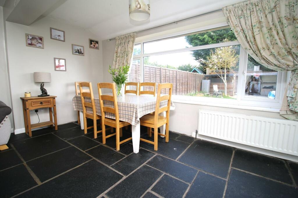 13 - family diner.JPG