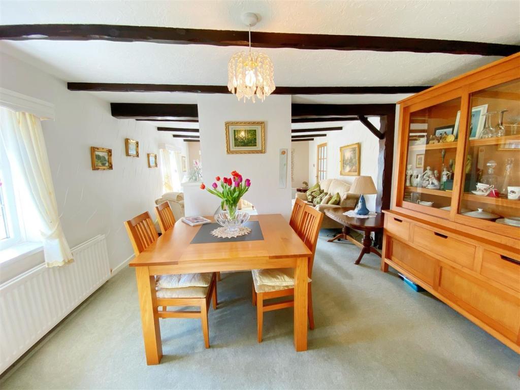 Dining Room 1.jpg