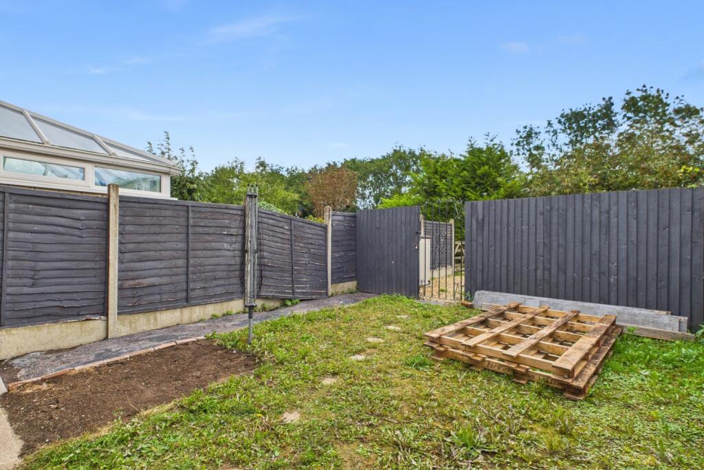 CAM04671G0-PR0081-STILL016