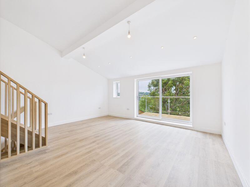 open plan lounge/diner