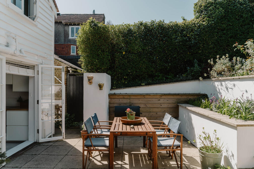 280513 - Upper Street_High Res-15.jpg