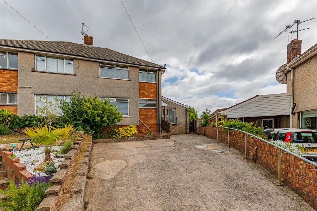 Deepdale Close 8-25.jpg