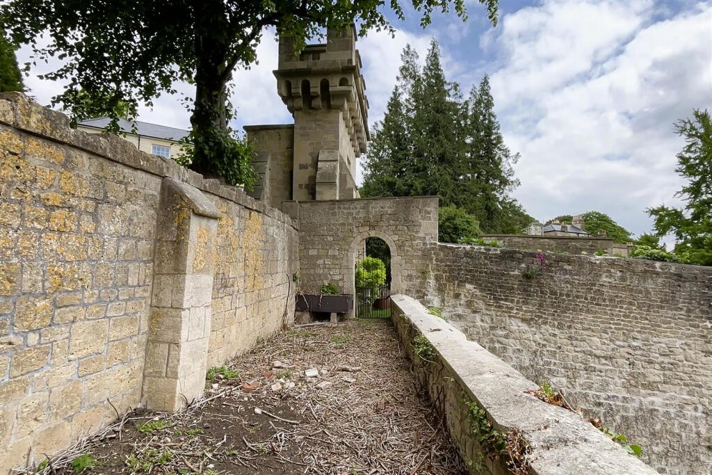 Beckford Gardens, Upper Lansdown Mews Bath, BA1 5H