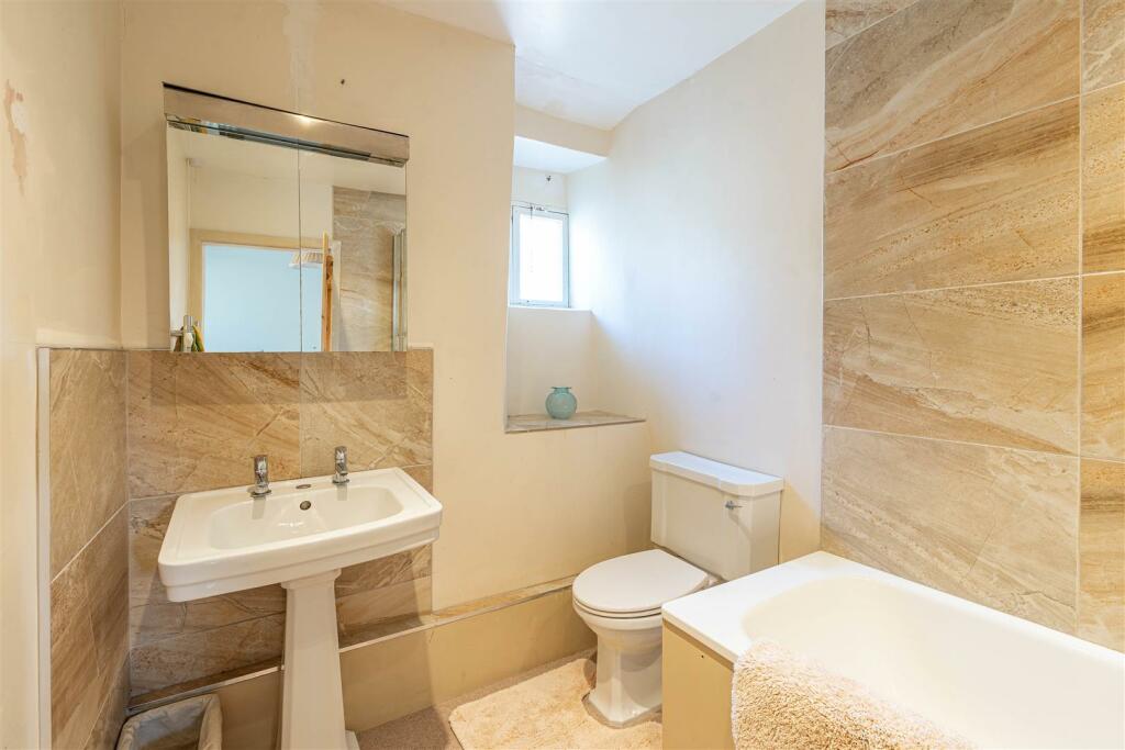 Primary En-suite