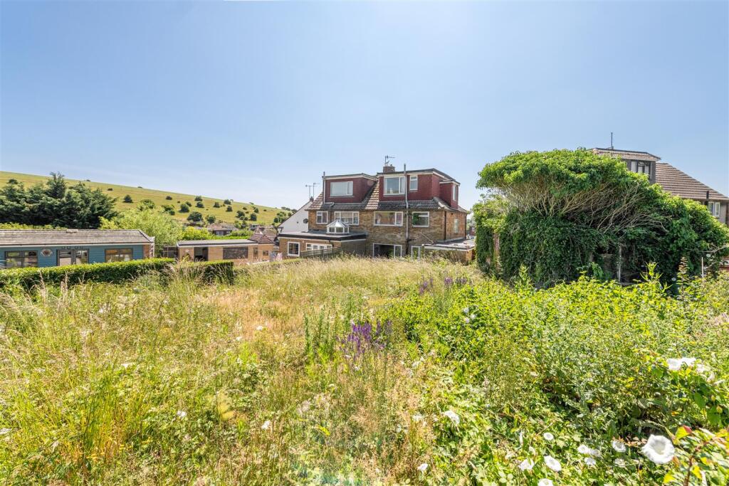 3 Merston Close-7.jpg