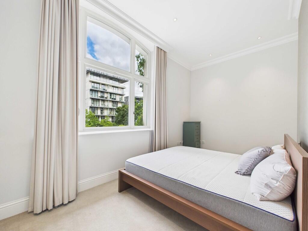 CAM03741G0-PR0105...