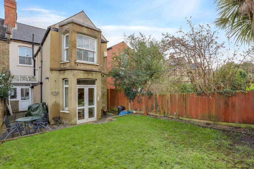 08-62d3JHPropWorld - 63 Byne Road - 22-medium.jpg